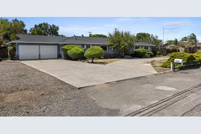 16036 Von Sosten Road, Tracy, CA 95304 - Photo 3
