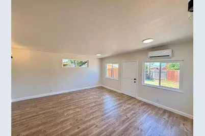 6508 Clara Way, North Highlands, CA 95660 - Photo 17