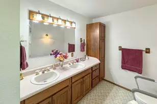 10800 Round Valley Rd, Grass Valley, CA 95949 - Photo 17