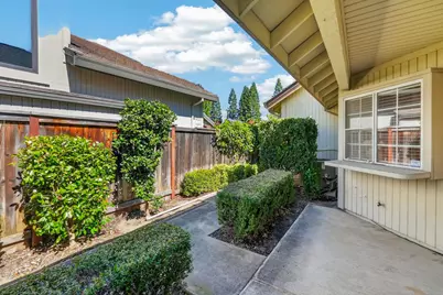 2721 Courtside Drive, Roseville, CA 95661 - Photo 49
