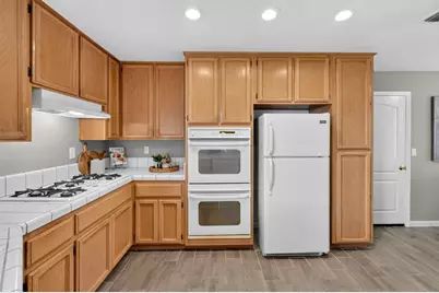 2721 Courtside Drive, Roseville, CA 95661 - Photo 17
