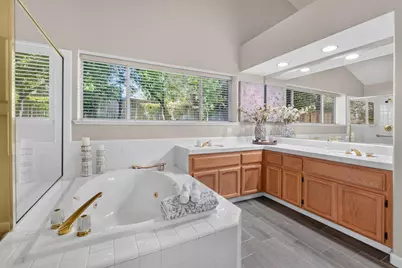 2721 Courtside Drive, Roseville, CA 95661 - Photo 33