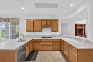 8149 Stagecoach Cir, Roseville, CA 95747 - Photo 13
