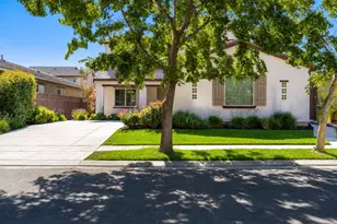 859 N San Remo Ln, Mountain House, CA 95391 - Photo 3