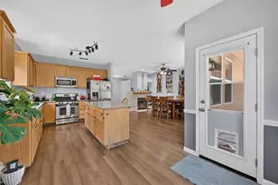 1695 Southpointe Dr, Yuba City, CA 95991 - Photo 23