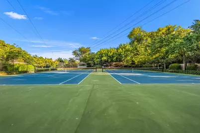 2229 Woodside Lane #8, Sacramento, CA 95825 - Photo 23