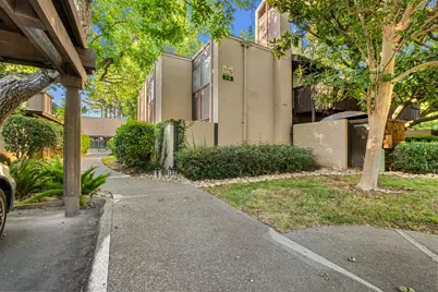 2229 Woodside Lane #8, Sacramento, CA 95825 - Photo 3