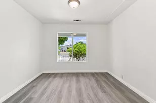 6807 N Cottage St, Winton, CA 95388 - Photo 25