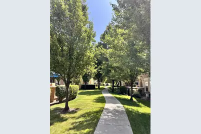 1275 Milano Drive #4, West Sacramento, CA 95691 - Photo 25