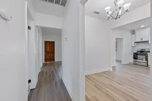 2640 S 11th St, Fresno, CA 93725 - Photo 11