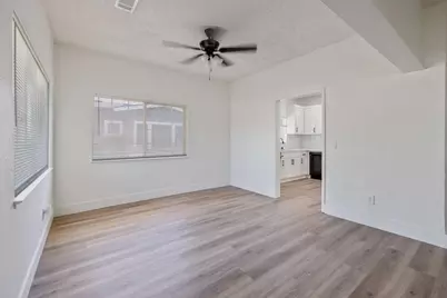 2640 S 11th Street, Fresno, CA 93725 - Photo 17