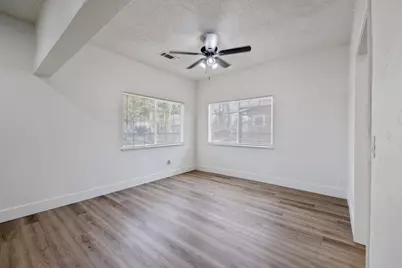 2640 S 11th Street, Fresno, CA 93725 - Photo 27