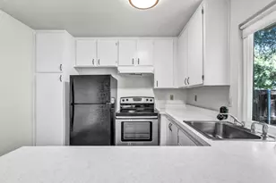 8748 Woodman Way, Sacramento, CA 95826 - Photo 37