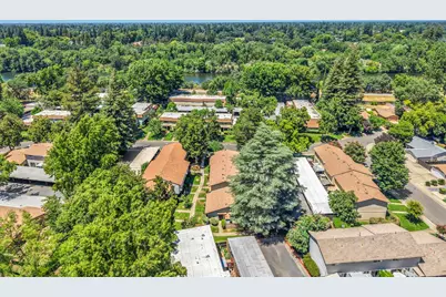 8748 Woodman Way #E, Sacramento, CA 95826 - Photo 21