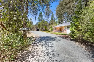 13234 Squirrel Creek Rd, Grass Valley, CA 95945 - Photo 17