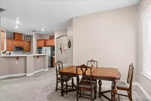 564 Old Bluff Ct, Oakdale, CA 95361 - Photo 25