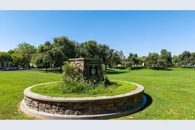 564 Old Bluff Court, Oakdale, CA 95361 - Photo 53