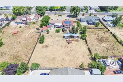 8156 Stevenson Avenue, Sacramento, CA 95828 - Photo 37