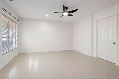 8156 Stevenson Avenue, Sacramento, CA 95828 - Photo 21