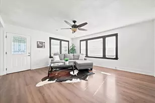 726 Rosalind Ave, Yuba City, CA 95991 - Photo 9