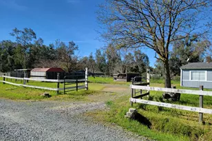 13995 Beskeen Rd, Herald, CA 95638 - Photo 33