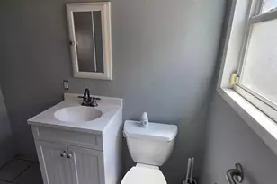 2136 W Rose St, Stockton, CA 95203 - Photo 13