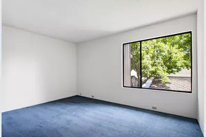 1061 Commons Drive, Sacramento, CA 95825 - Photo 21