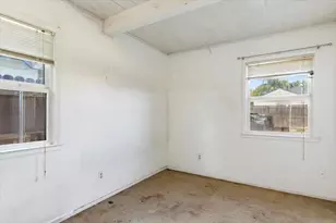 5441 71st St, Sacramento, CA 95820 - Photo 17