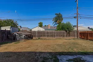 5441 71st St, Sacramento, CA 95820 - Photo 31