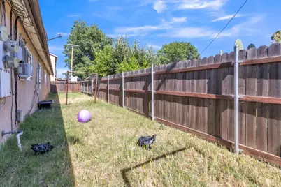 1734 E Worth Street, Stockton, CA 95205 - Photo 25