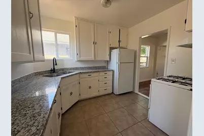 3350 26th Ave, Sacramento, CA 95820 - Photo 5