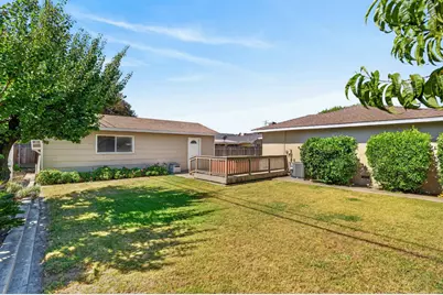 1412 Elisabeth Avenue, Escalon, CA 95320 - Photo 33