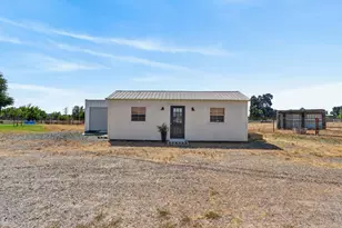17500 E Collier Rd, Acampo, CA 95220 - Photo 37
