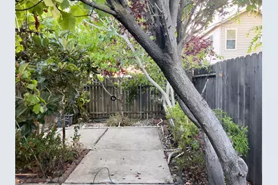 9184 Cerrolinda Circle, Elk Grove, CA 95758 - Photo 31