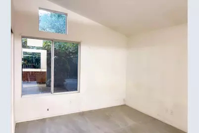9184 Cerrolinda Circle, Elk Grove, CA 95758 - Photo 17