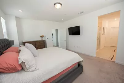 8758 Hg Madrigal Way, Elk Grove, CA 95624 - Photo 29