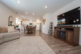 8758 Hg Madrigal Wy, Elk Grove, CA 95624 - Photo 11