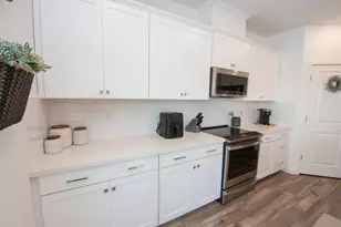 8758 Hg Madrigal Wy, Elk Grove, CA 95624 - Photo 21