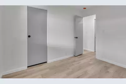 Hobbs Ln #57, Sacramento, CA 95842 - Photo 17