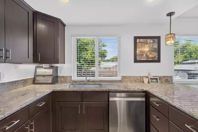 8697 Quail Oak Way, Orangevale, CA 95662 - Photo 11