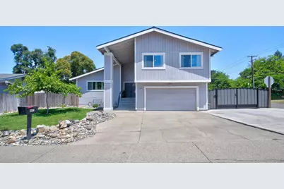 8697 Quail Oak Way, Orangevale, CA 95662 - Photo 3
