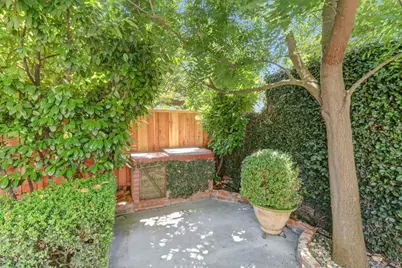 1810 4th Avenue, Sacramento, CA 95818 - Photo 39