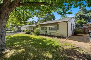 402 W Mayfair Ave, Stockton, CA 95207 - Photo 3