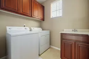 2391 Gabriel, Merced, CA 95340 - Photo 31