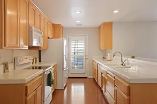 535 Village Dr, Galt, CA 95632 - Photo 9