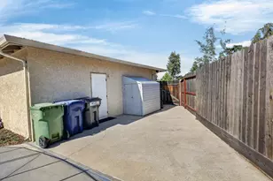 115 Elena Ct, Turlock, CA 95380 - Photo 47
