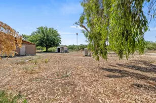 16565 Lacey Blvd, Lemoore, CA 93245 - Photo 27
