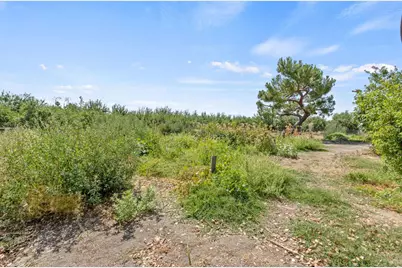 16565 Lacey Boulevard, Lemoore, CA 93245 - Photo 41