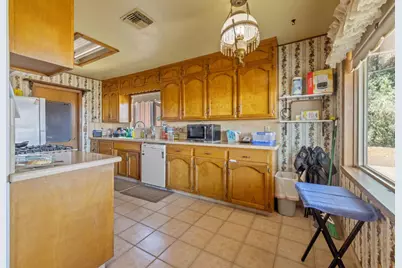 16565 Lacey Boulevard, Lemoore, CA 93245 - Photo 13