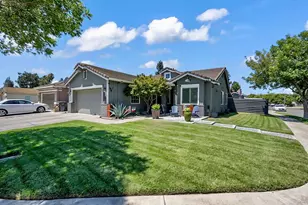 3327 Summer Creek Dr, Turlock, CA 95382 - Photo 9